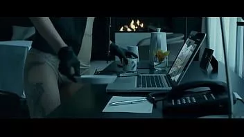 play ड्रैगन टैटू वाली लड़की (2009) भाग बी