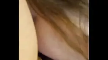 تشغيل سمحت لي جارة BBW بالدخول إلى منزلها بعد أن يعمل فرنك بلجيكي لها ، فهي تريد أن تمتص القضيب بعمق لملء فمها