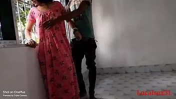 play Mãe da vila bengali de Desi faz sexo com seu aluno (vídeo oficial de localsex31)