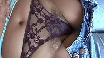 Riproduci Ardientes 69 - i capelli di mia moglie che escono dalle cinghie.