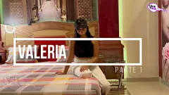 Reproduzir Valeria adolescente amadora peruana fica molhada e selvagem na entrevista de elenco
