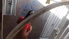 播放 红衫力拉丁人实现了邻居的幻想：吹牛