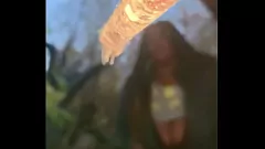 play Die wilde Sexualsitzung der schwarzen Hexen im Freien im Freien