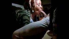 تشغيل أسود لاتينا مص الديك خارج: اشتعلت Deepthroat العام!
