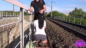 再生 鉄道でセックスしたかったのですが、ほとんど捕まりました！