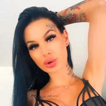 Pornostar Maja Bach