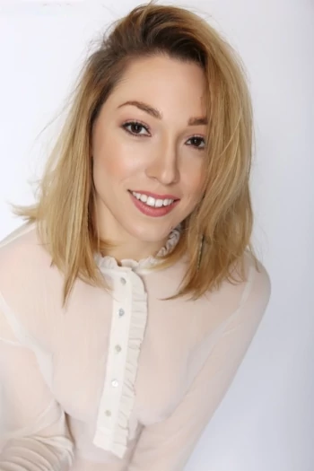 ポルノスター Lily Labeau