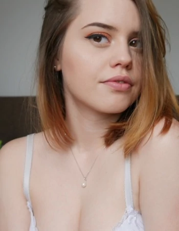 अभिनेता Jamie Young